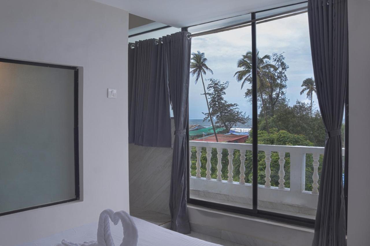 Sandbanks Beach Resort 阿姆波尔 外观 照片